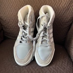 Basketball Athletic shoes.